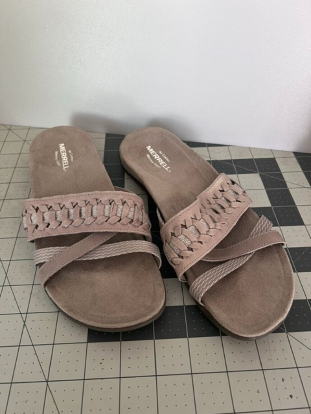 MERRELL Women's Kempsey Slide‎ Sandals memory foam tan woven straps size 7